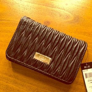 🖤BCBG Paris black Clutch🖤